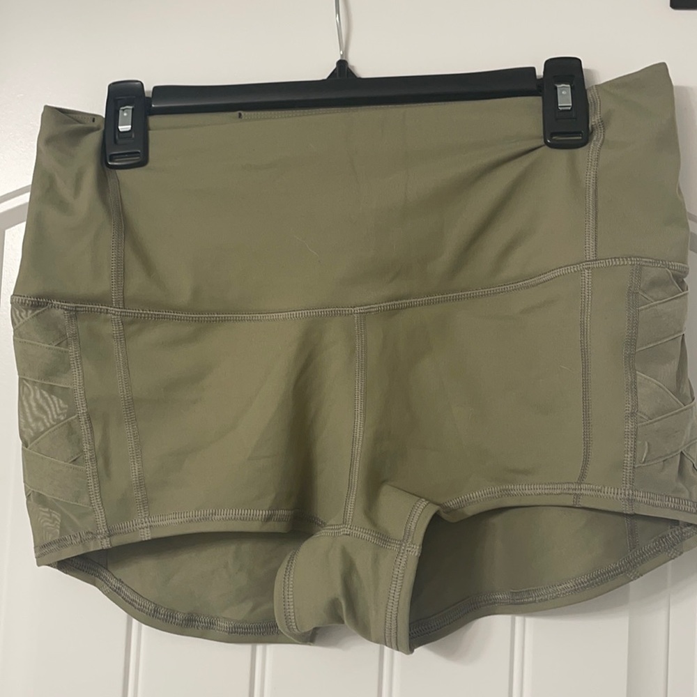 Victoria Sport Army Green Shorts